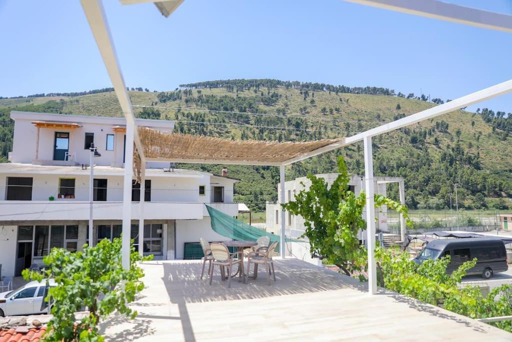 Cereni Guesthouse Berat Exterior foto